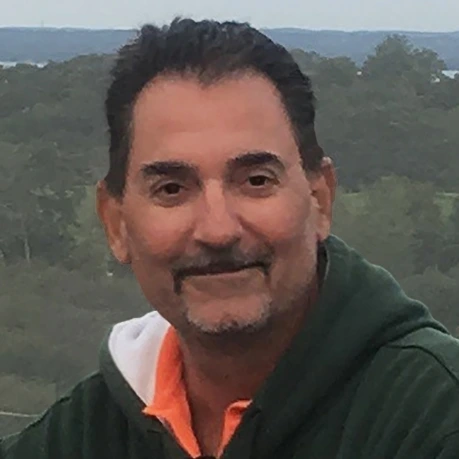 Headshot of bank employee, Tim Thiel, Regional Sales Manager of the Great Lakes and Northeast Region